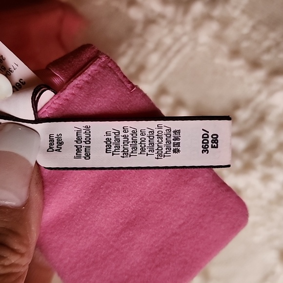 Victoria's Secret Dream Angels Bra - Picture 4 of 5